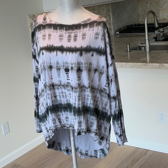 2 Piece Bryan Walker tie dye outfit. Hi/Lo Shirt with Harem pants. Sz. S - Picture 1 of 7